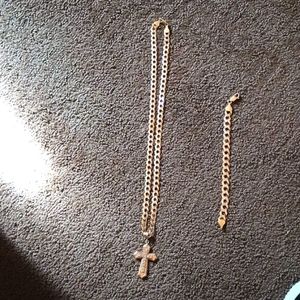 10K Gold cross neckless and bracelet
